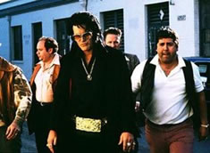 20060221160559-elvis.jpg